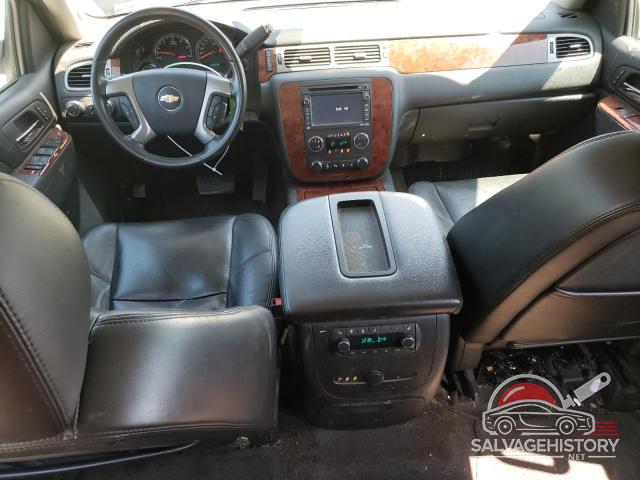 1GNSKCE06BR314318 2011 CHEVROLET TAHOE photo no. 8