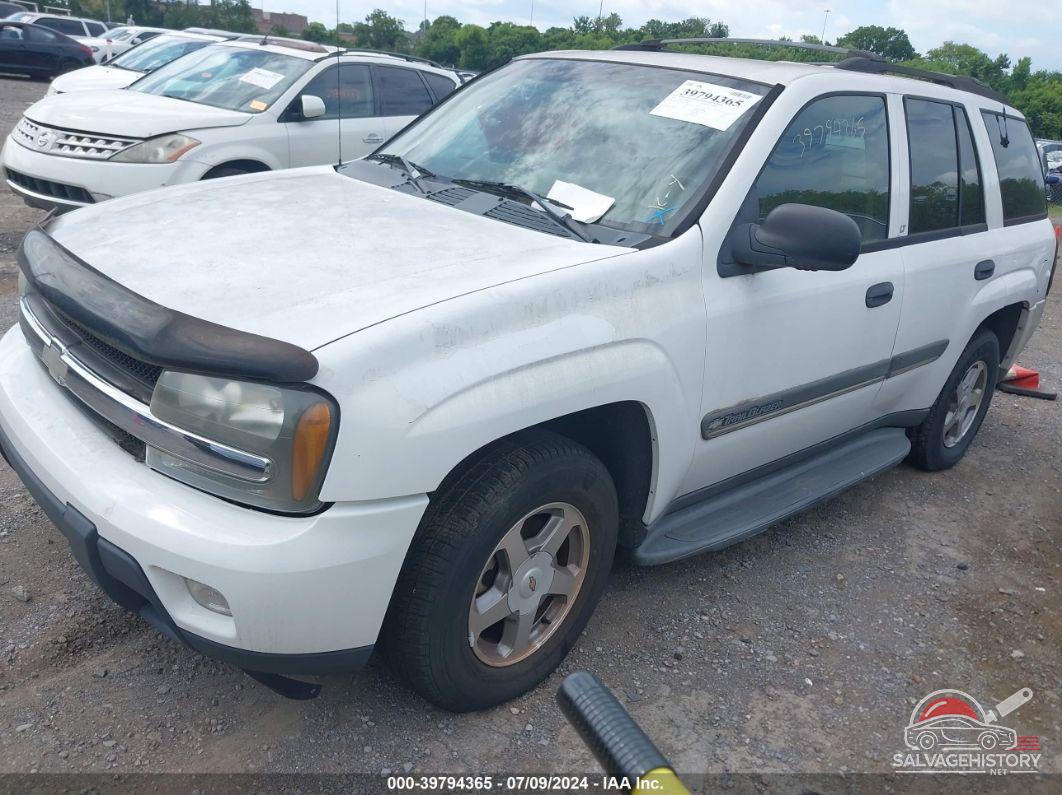 1GNDS13S622475794 2002 CHEVROLET TRAILBLAZER photo no. 2