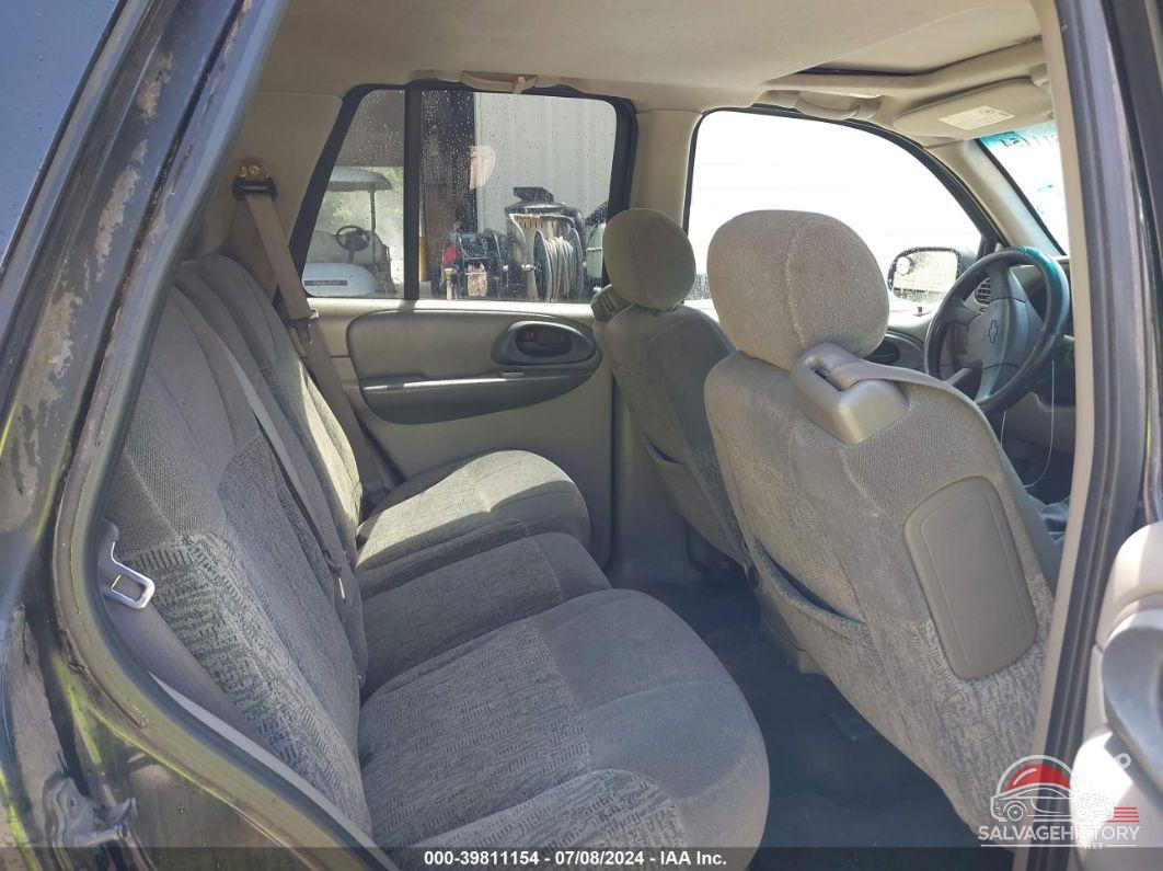 1GNDS13S932109927 2003 CHEVROLET TRAILBLAZER photo no. 8