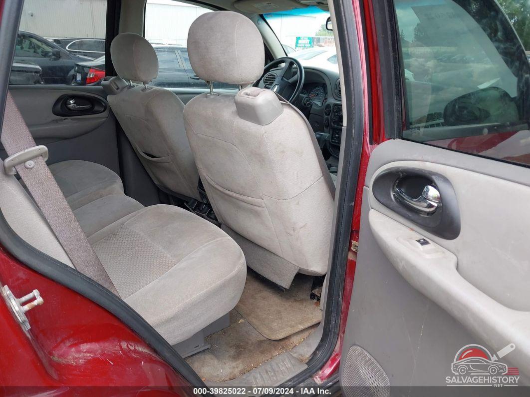 1GNDT13S172201374 2007 CHEVROLET TRAILBLAZER photo no. 8