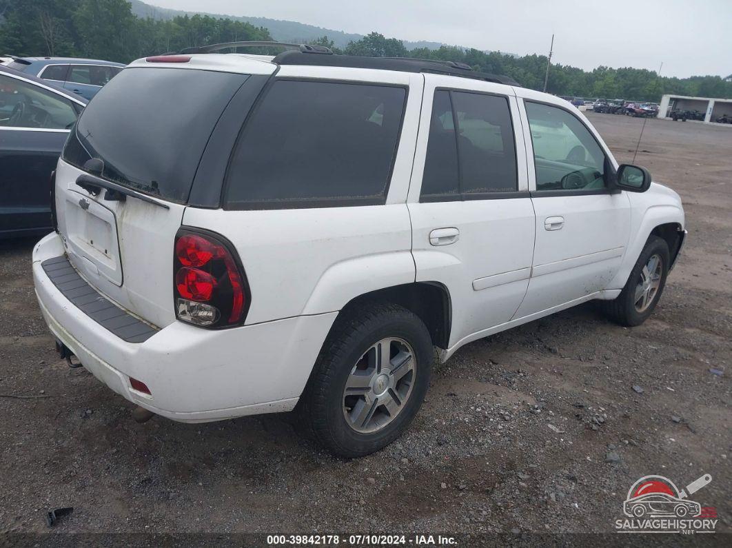 1GNDT13S182158298 2008 CHEVROLET TRAILBLAZER photo no. 4