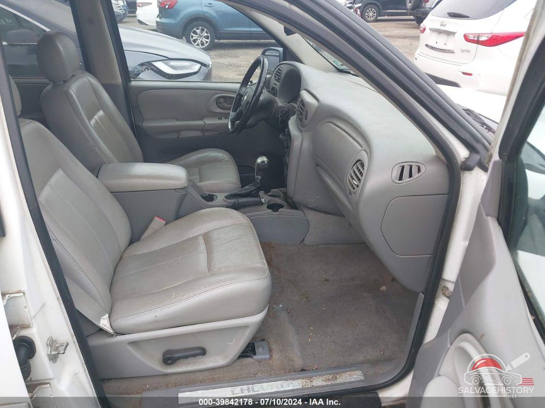 1GNDT13S182158298 2008 CHEVROLET TRAILBLAZER photo no. 5