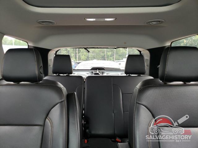 1GNEVJKW1JJ263860 2018 CHEVROLET TRAVERSE photo no. 10