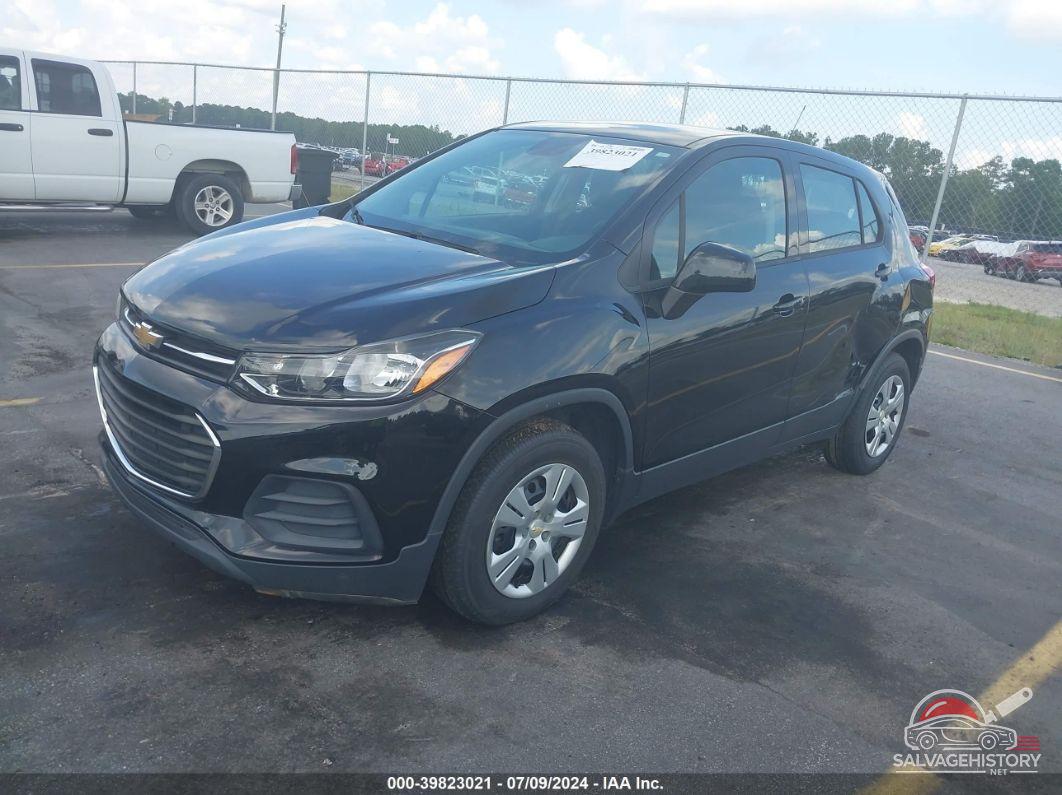 3GNCJKSB1HL287021 2017 CHEVROLET TRAX photo no. 2