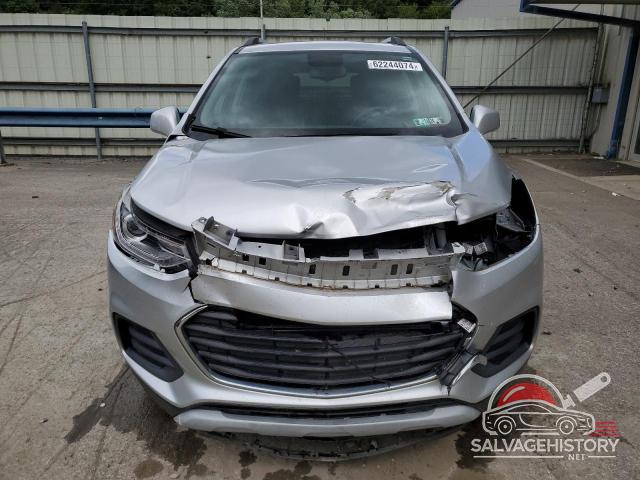 KL7CJLSB4HB227019 2017 CHEVROLET TRAX photo no. 5