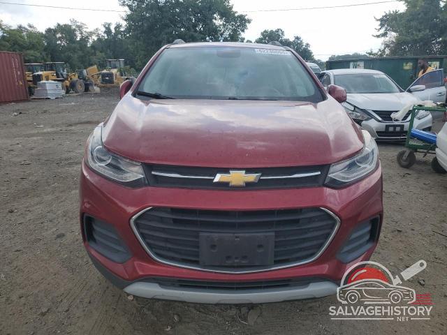 3GNCJPSB8JL297449 2018 CHEVROLET TRAX photo no. 5