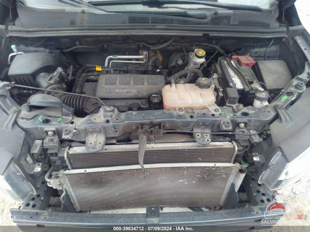 KL7CJPSB6JB645644 2018 CHEVROLET TRAX photo no. 10