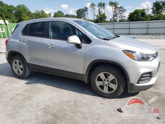 3GNCJKSB9LL285901 2020 CHEVROLET TRAX photo no. 4