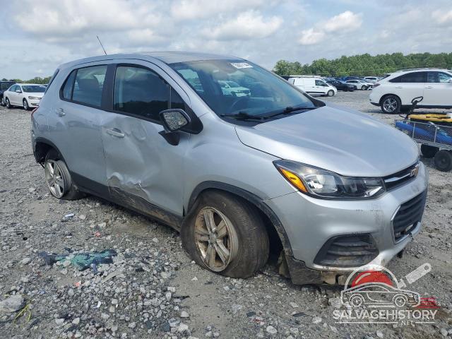KL7CJKSB9LB038661 2020 CHEVROLET TRAX photo no. 4