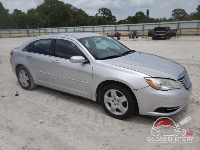 1C3BC4FB1BN558417 2011 CHRYSLER 200 photo no. 4
