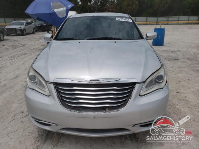 1C3BC4FB1BN558417 2011 CHRYSLER 200 photo no. 5