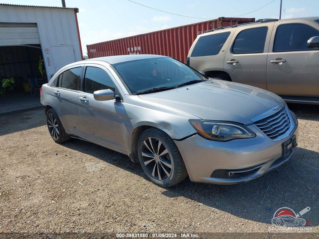 1C3CCBBB1EN153404 2014 CHRYSLER 200 photo no. 4