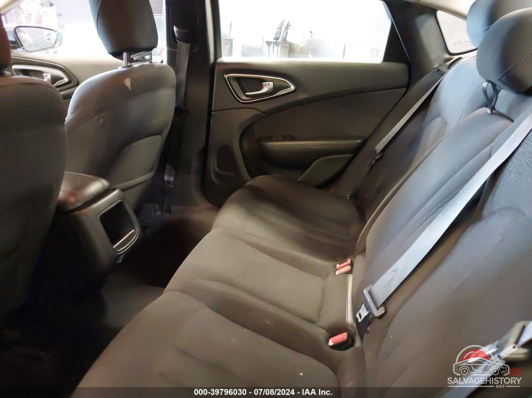 1C3CCCAB2FN747699 2015 CHRYSLER 200 photo no. 8