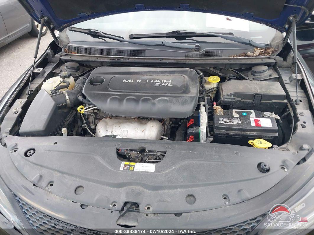 1C3CCCBB6FN735697 2015 CHRYSLER 200 photo no. 10