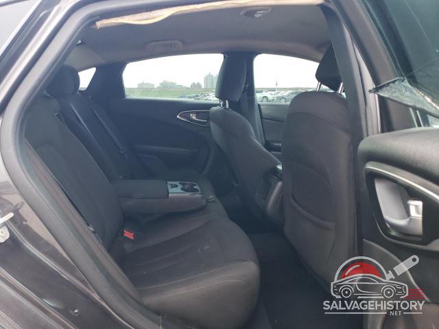 1C3CCCFB0GN196506 2016 CHRYSLER 200 photo no. 10
