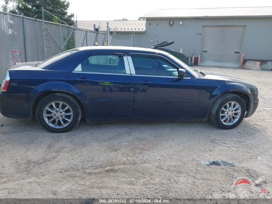 2C3JA43R65H168560 2005 CHRYSLER 300 photo no. 8