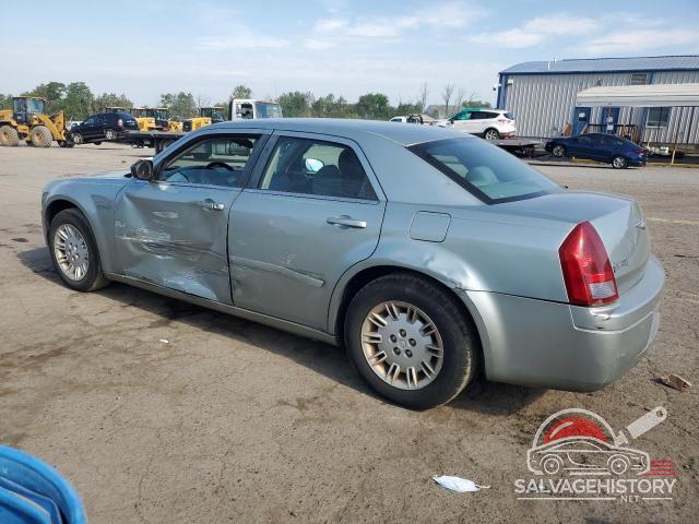 2C3JA43R75H662989 2005 CHRYSLER 300 photo no. 2