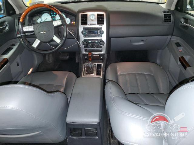 2C3JK63H55H639016 2005 CHRYSLER 300 photo no. 8
