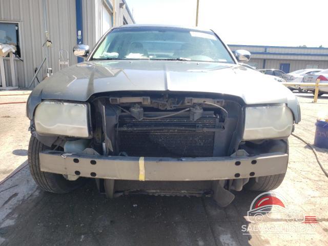 2C3KK53G68H107154 2008 CHRYSLER 300 photo no. 5