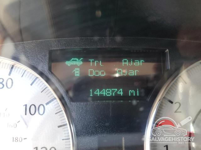 2C3CA3CV6AH125959 2010 CHRYSLER 300 photo no. 9