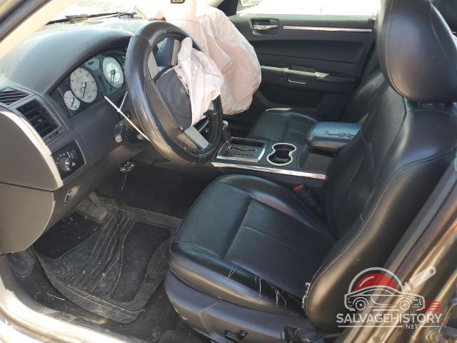 2C3CA5CV4AH160916 2010 CHRYSLER 300 photo no. 7