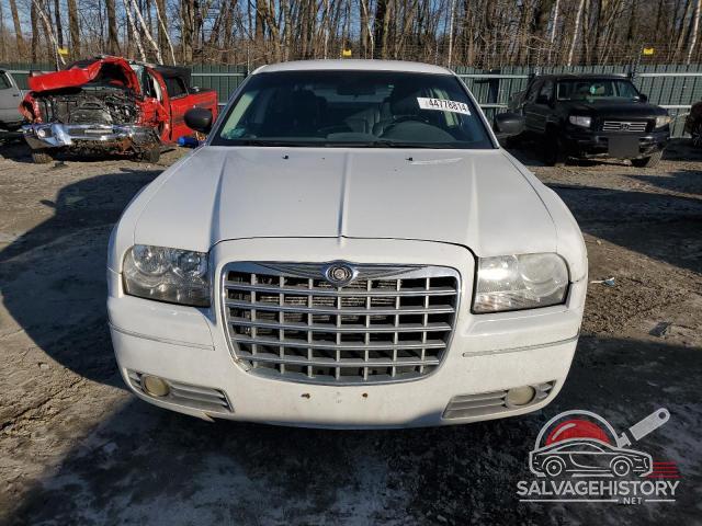 2C3CA5CV6AH284055 2010 CHRYSLER 300 photo no. 5