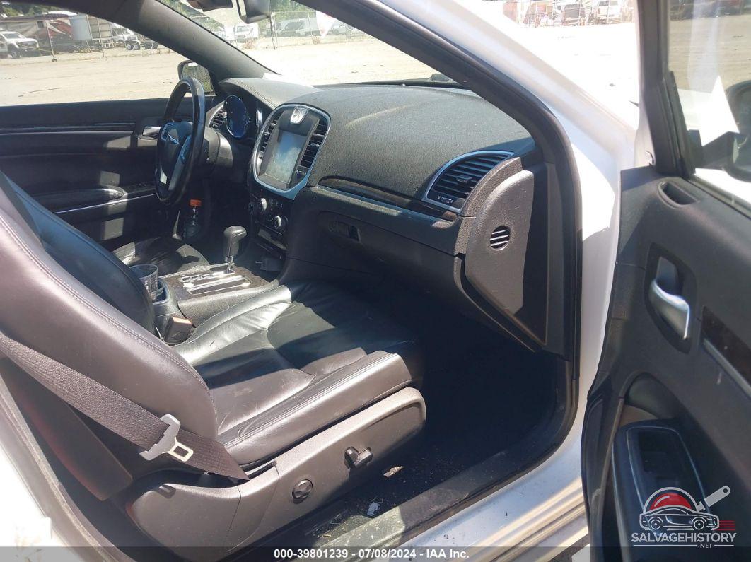 2C3CA5CG8BH592444 2011 CHRYSLER 300 photo no. 5