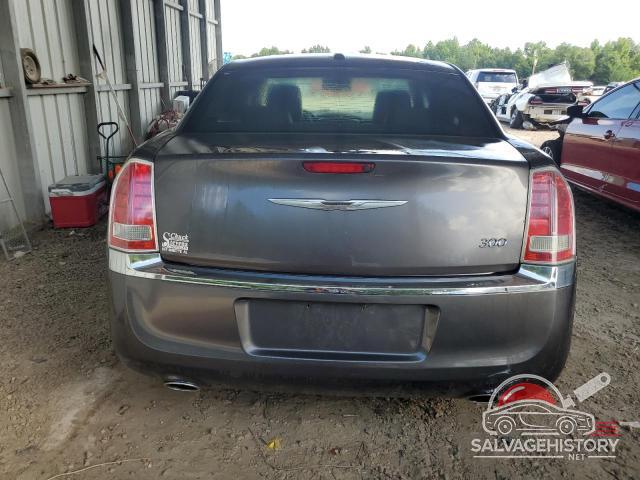 2C3CCAAG3DH626931 2013 CHRYSLER 300 photo no. 6