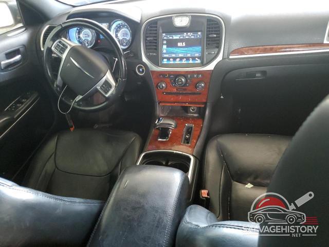 2C3CCAAG3DH626931 2013 CHRYSLER 300 photo no. 8