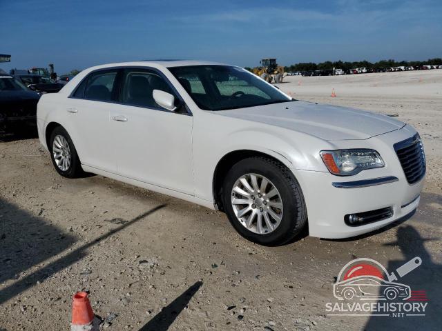 2C3CCAAG5EH204984 2014 CHRYSLER 300 photo no. 4