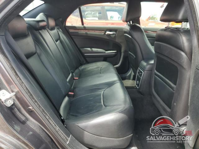 2C3CCAAG6EH276289 2014 CHRYSLER 300 photo no. 10