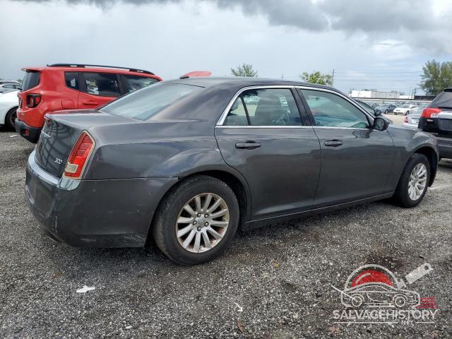 2C3CCAAG6EH276289 2014 CHRYSLER 300 photo no. 3