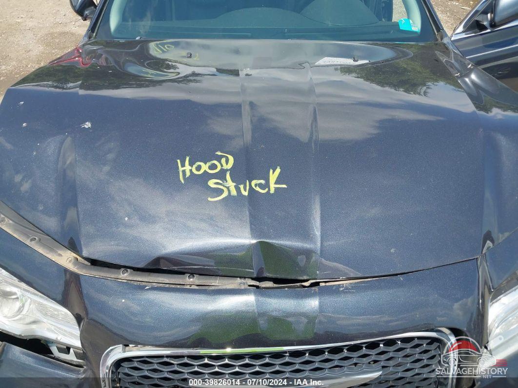 2C3CCAAG3FH756114 2015 CHRYSLER 300 photo no. 10