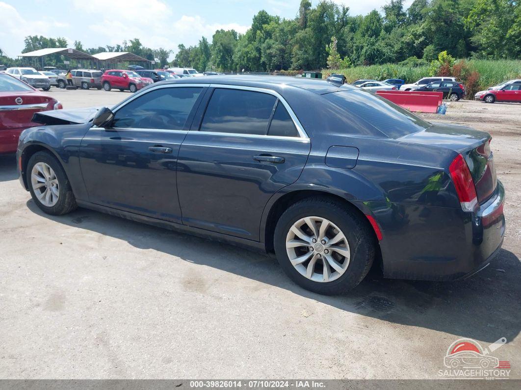 2C3CCAAG3FH756114 2015 CHRYSLER 300 photo no. 3