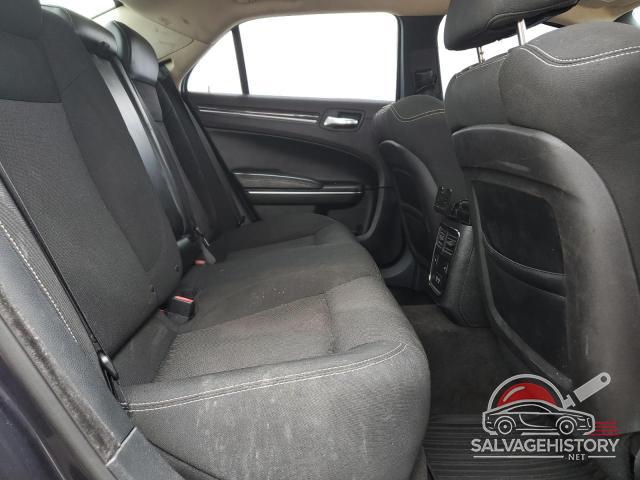 2C3CCAAG3FH830695 2015 CHRYSLER 300 photo no. 10
