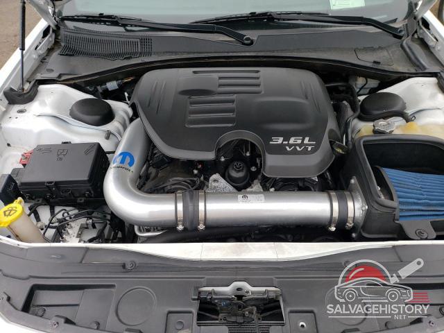 2C3CCAGG8FH883108 2015 CHRYSLER 300 photo no. 11