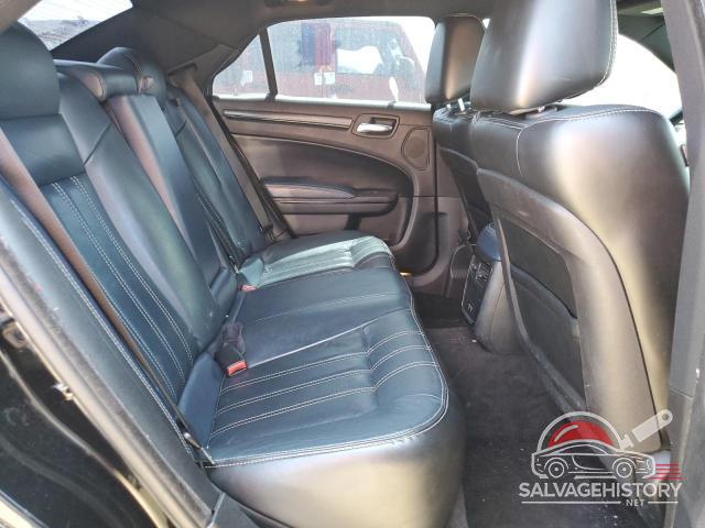2C3CCABT6GH234011 2016 CHRYSLER 300 photo no. 10