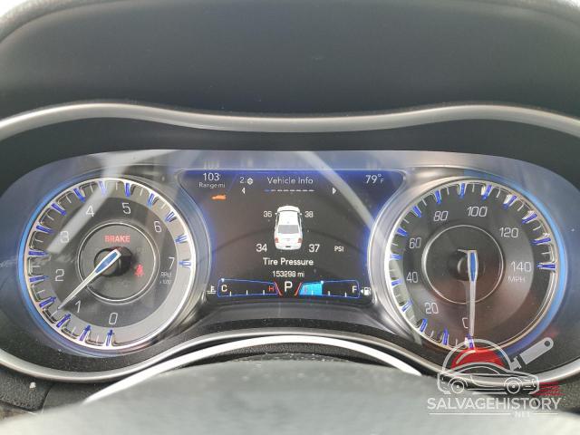 2C3CCAKG5GH170790 2016 CHRYSLER 300 photo no. 9