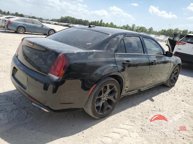 2C3CCABG0MH657634 2021 CHRYSLER 300 photo no. 3