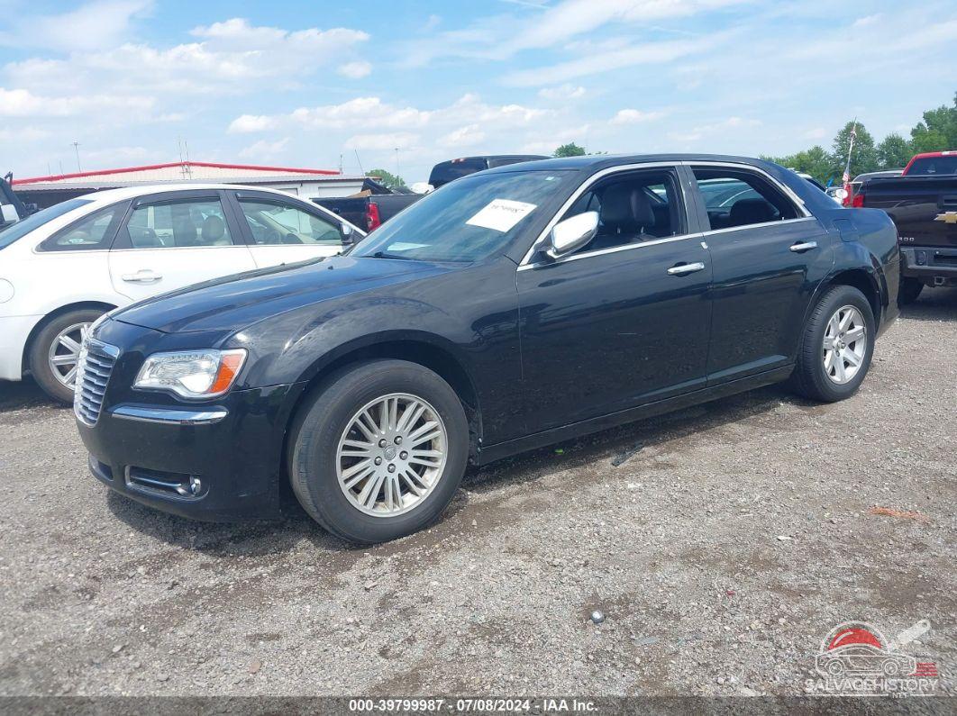2C3CCAKT7DH505332 2013 CHRYSLER 300C photo no. 2