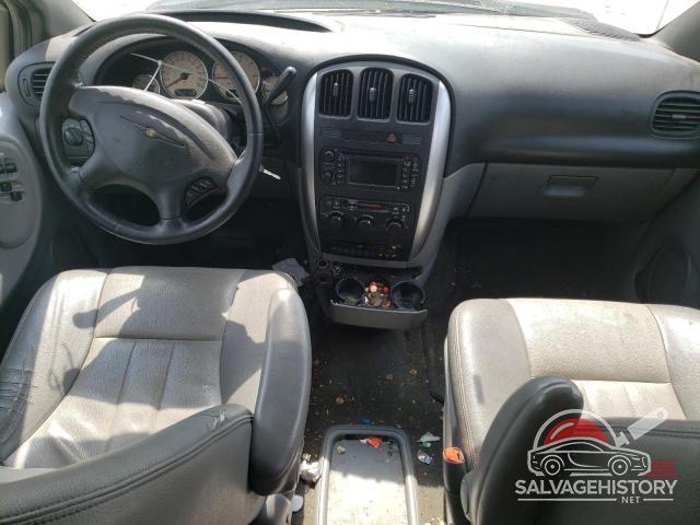 2C4GP54L24R563137 2004 CHRYSLER MINIVAN photo no. 8