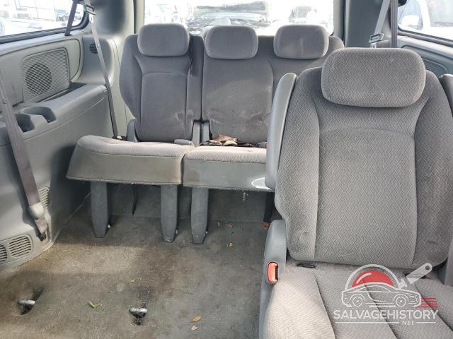 2C4GP44R05R520349 2005 CHRYSLER MINIVAN photo no. 10