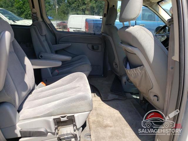 2C4GP44R15R440302 2005 CHRYSLER MINIVAN photo no. 11