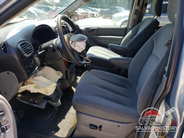 2C4GP44R15R440302 2005 CHRYSLER MINIVAN photo no. 7