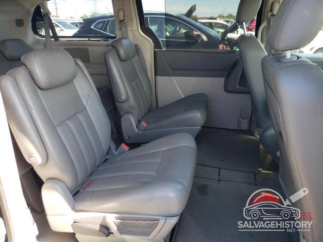2A8HR54PX8R740890 2008 CHRYSLER MINIVAN photo no. 10