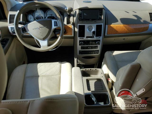 2A8HR64X08R663176 2008 CHRYSLER MINIVAN photo no. 8