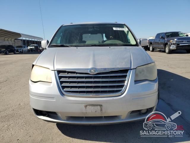 2A4RR5D17AR232108 2010 CHRYSLER MINIVAN photo no. 5