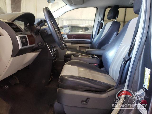 2A4RR8DX0AR330306 2010 CHRYSLER MINIVAN photo no. 7