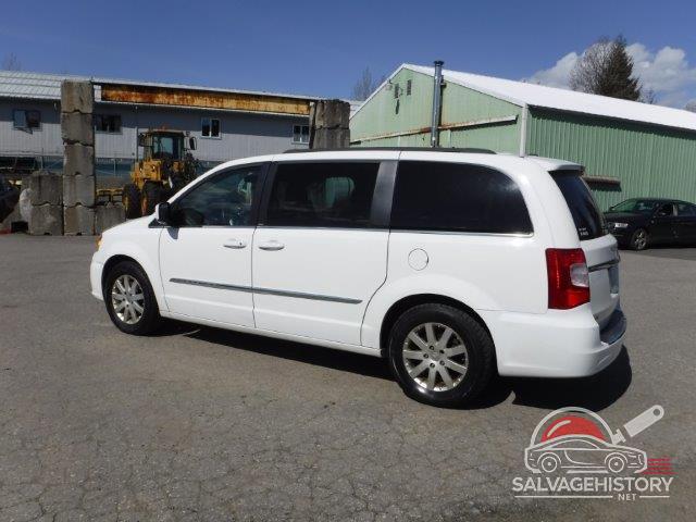 2C4RC1BG0ER216930 2014 CHRYSLER MINIVAN photo no. 2