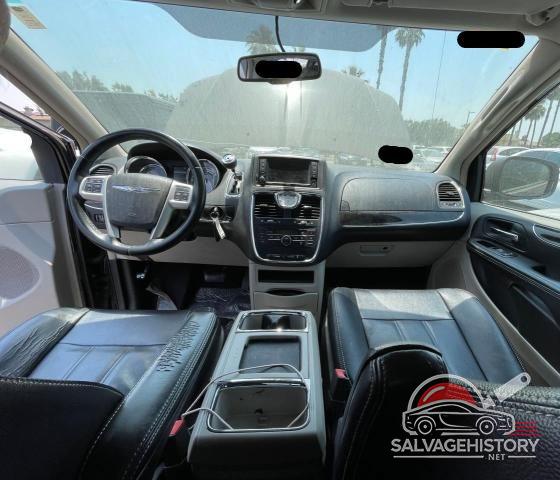 2C4RC1BG5ER399998 2014 CHRYSLER MINIVAN photo no. 9